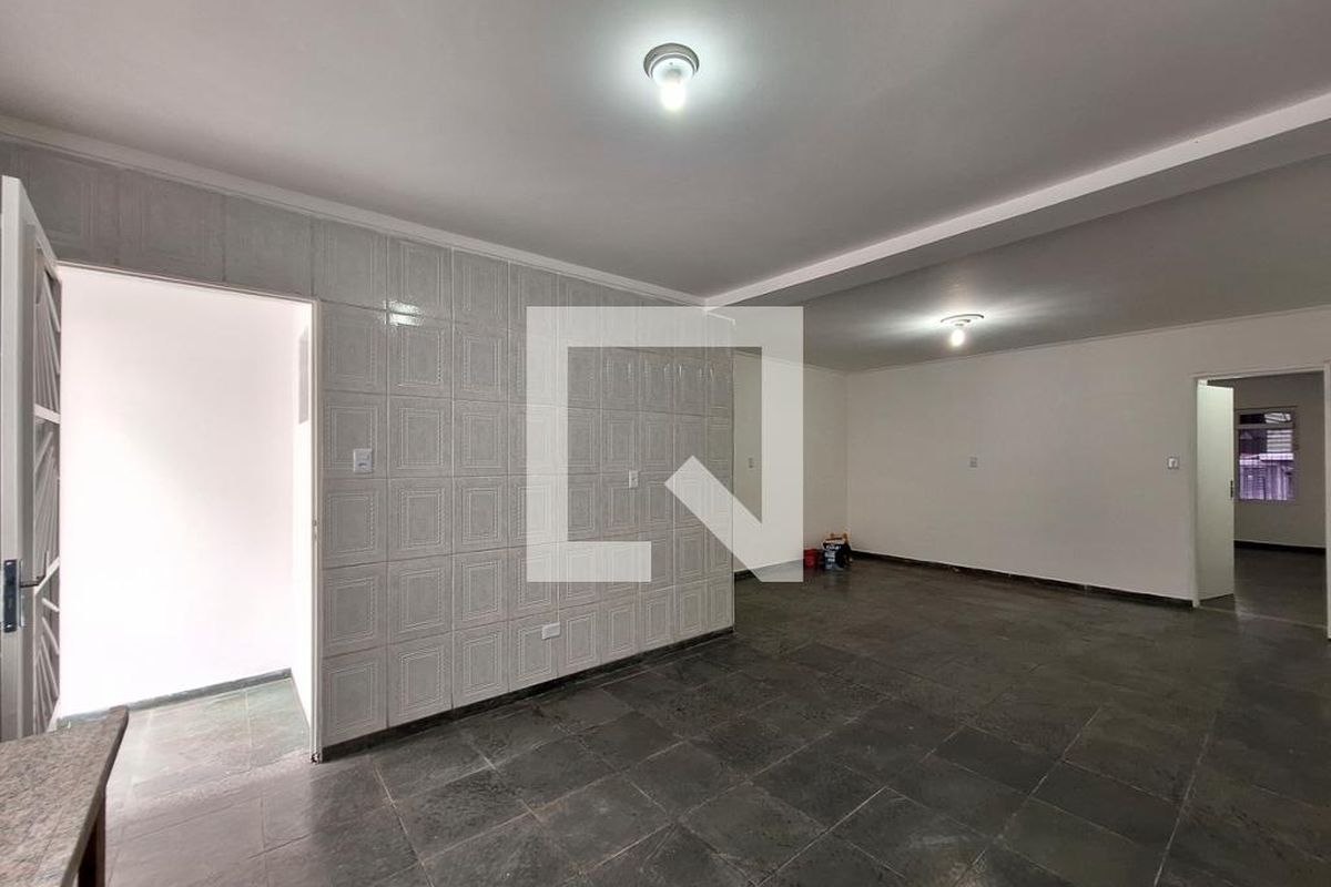 Casa, 2 quartos, 270 m² - Foto 45