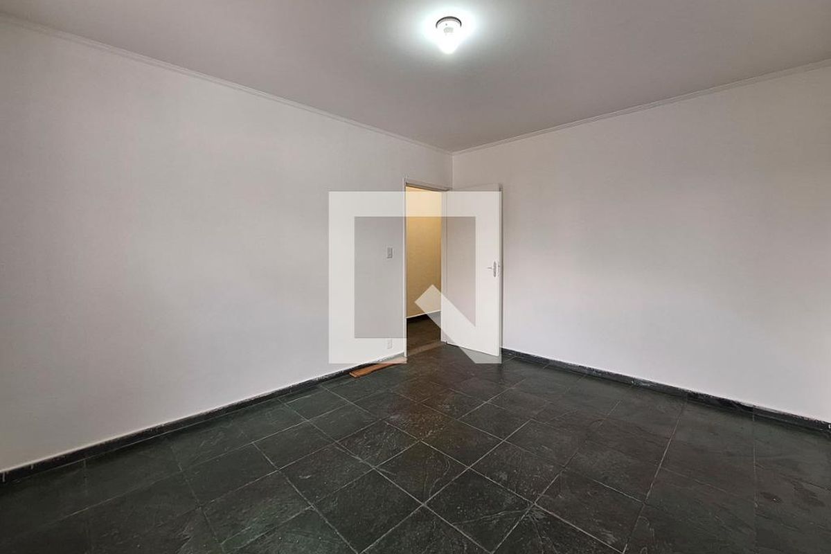 Casa, 2 quartos, 270 m² - Foto 21