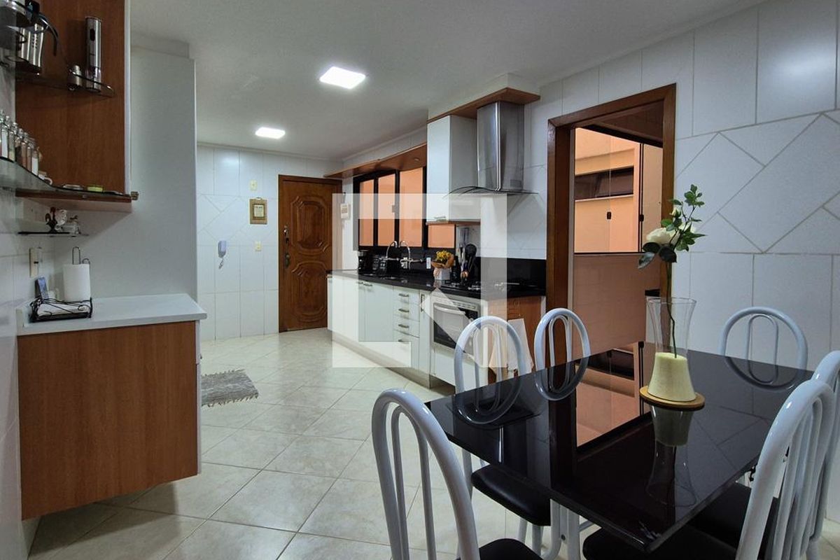 Apartamento, 4 quartos, 220 m² - Foto 112