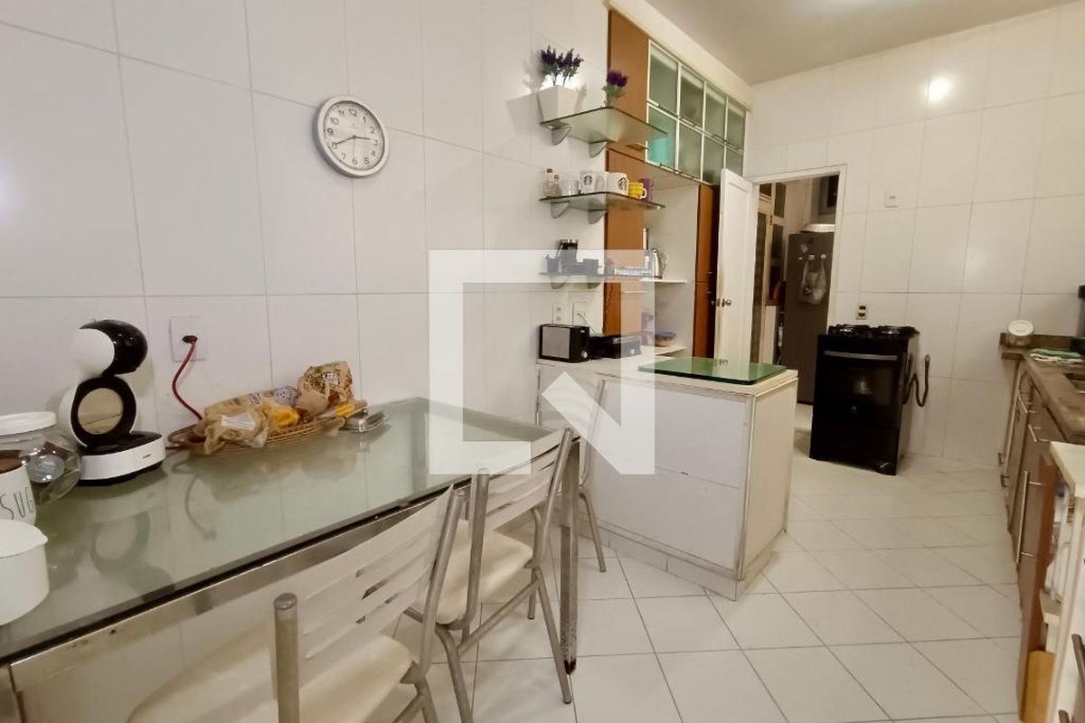 Apartamento, 4 quartos, 225 m² - Foto 130