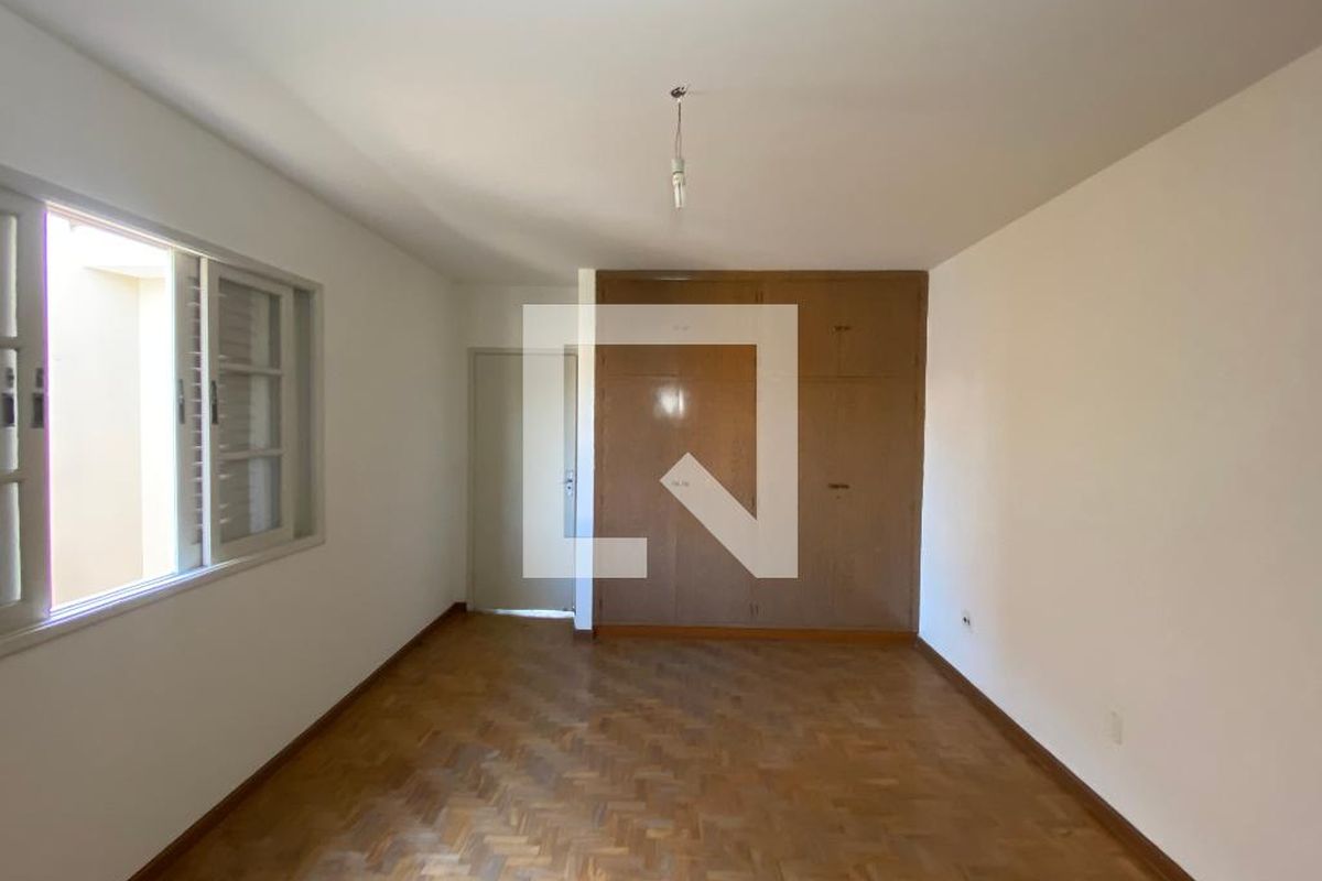 Casa, 6 quartos, 230 m² - Foto 38