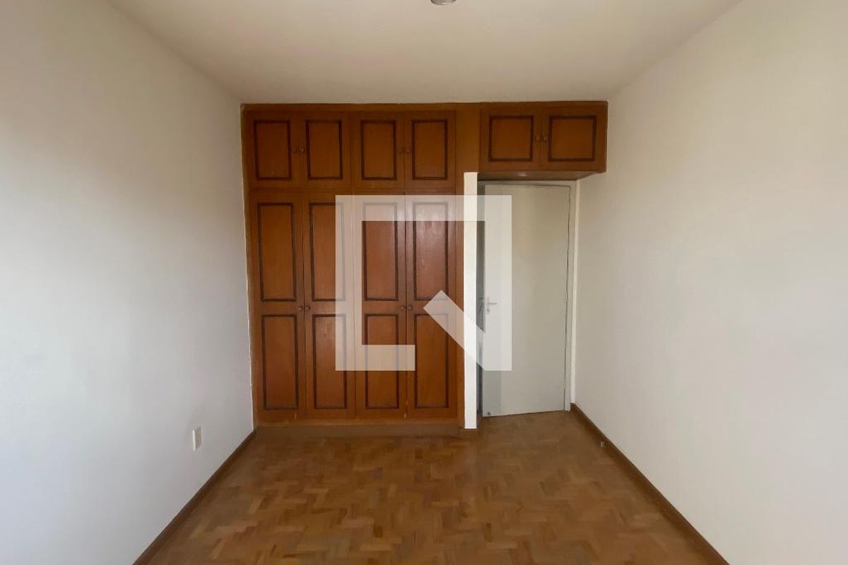 Casa, 6 quartos, 230 m² - Foto 30