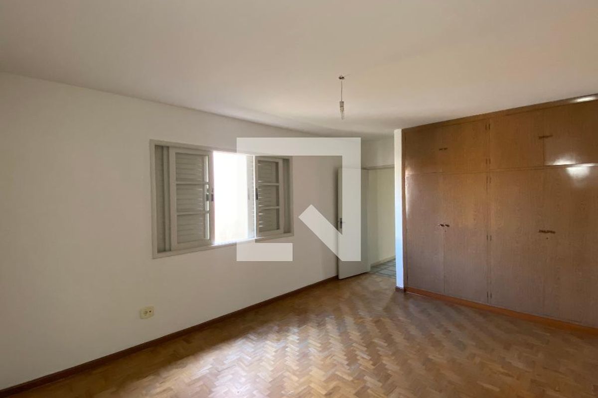 Casa, 6 quartos, 230 m² - Foto 36