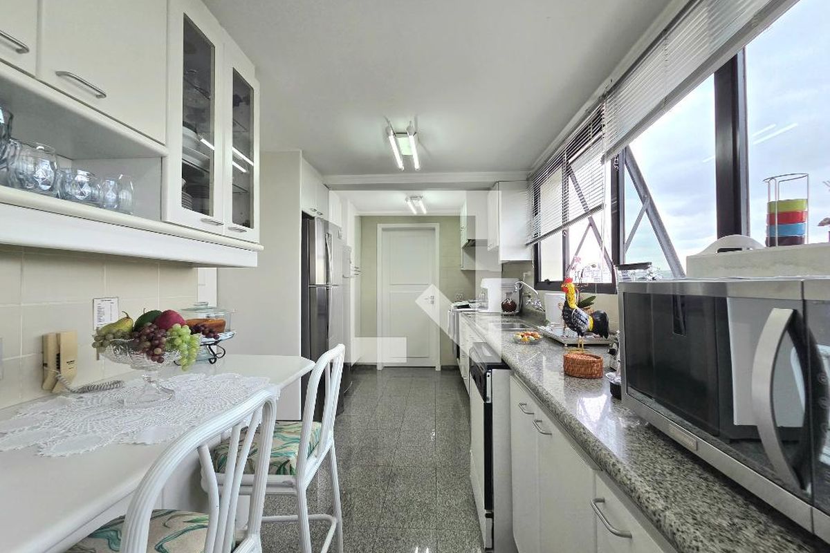 Apartamento, 4 quartos, 200 m² - Foto 162