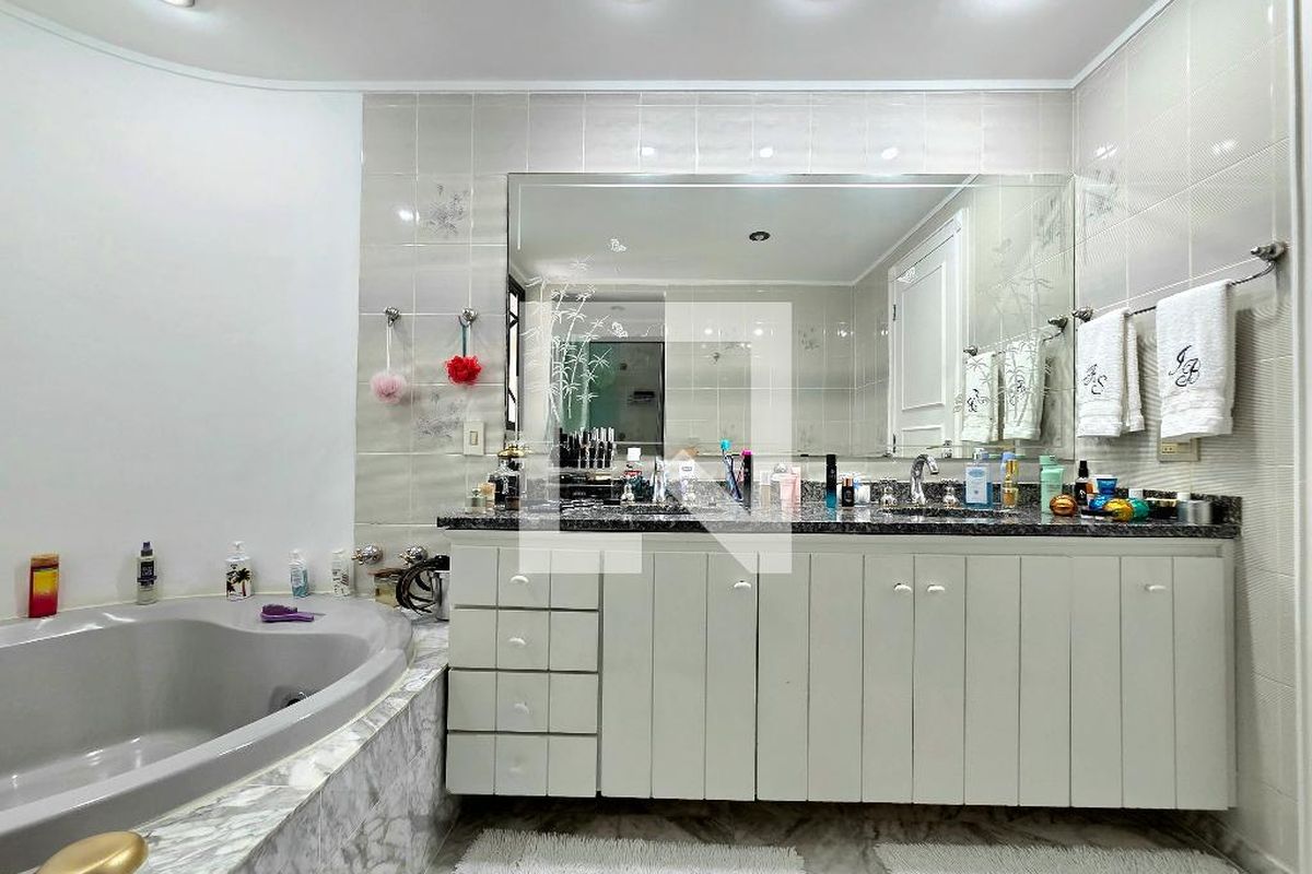 Apartamento, 4 quartos, 200 m² - Foto 153