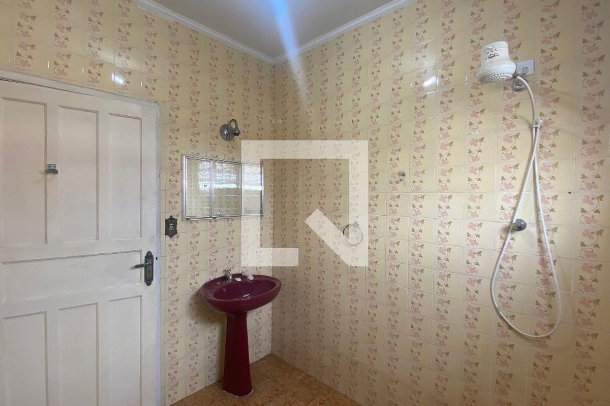 Casa, 4 quartos, 240 m² - Foto 38