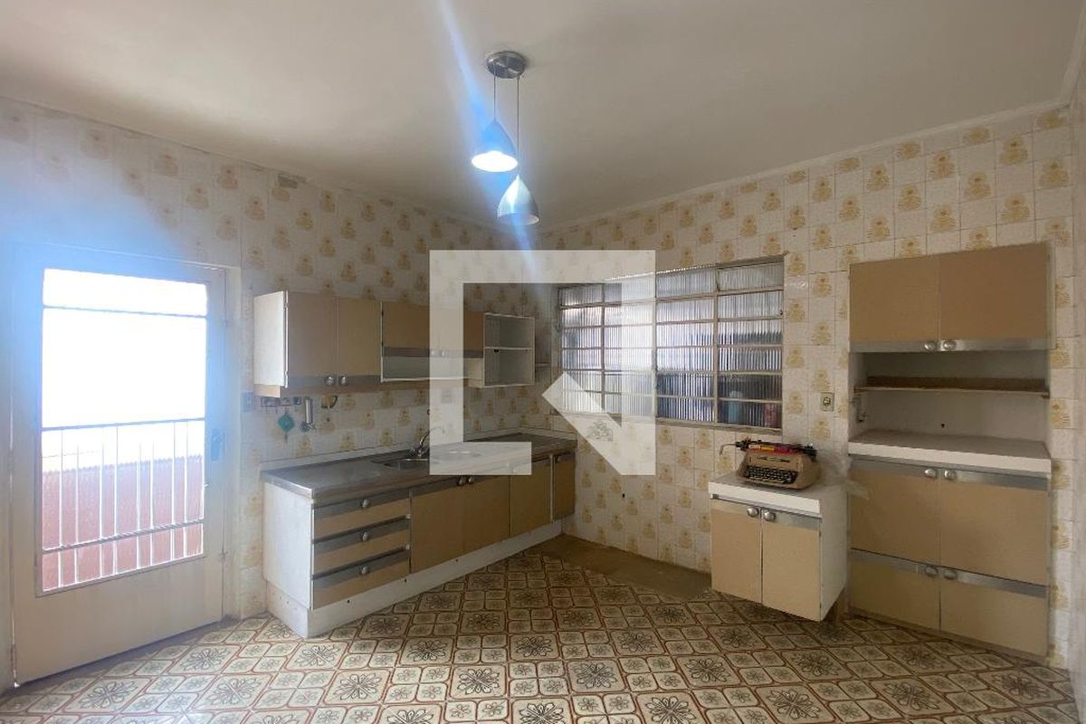 Casa, 4 quartos, 240 m² - Foto 54