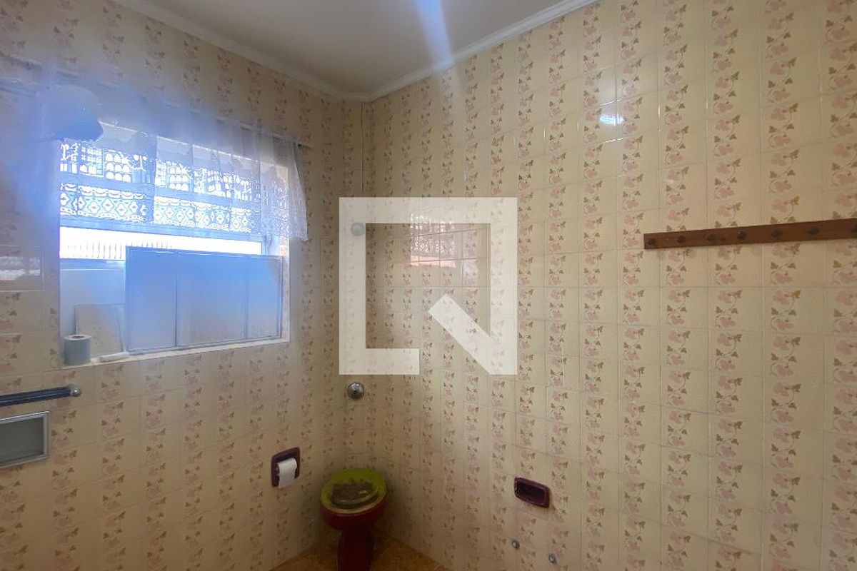 Casa, 4 quartos, 240 m² - Foto 42