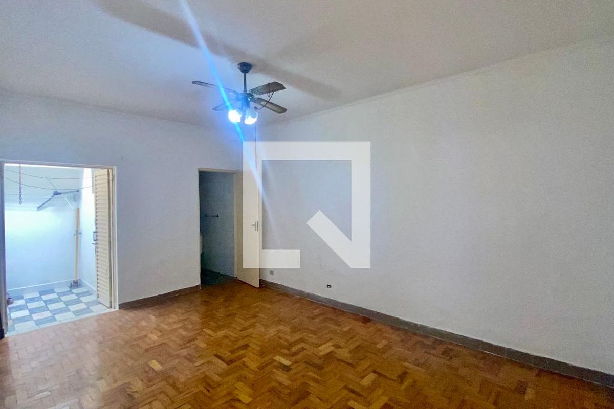 Casa, 4 quartos, 240 m² - Foto 18