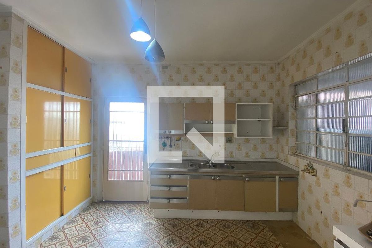 Casa, 4 quartos, 240 m² - Foto 50