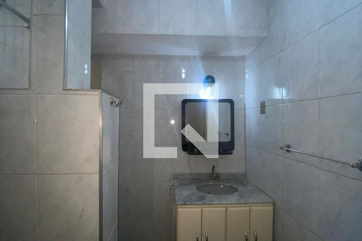 Casa, 4 quartos, 240 m² - Foto 28