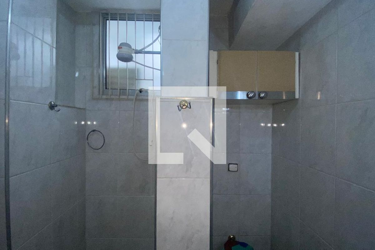 Casa, 4 quartos, 240 m² - Foto 30