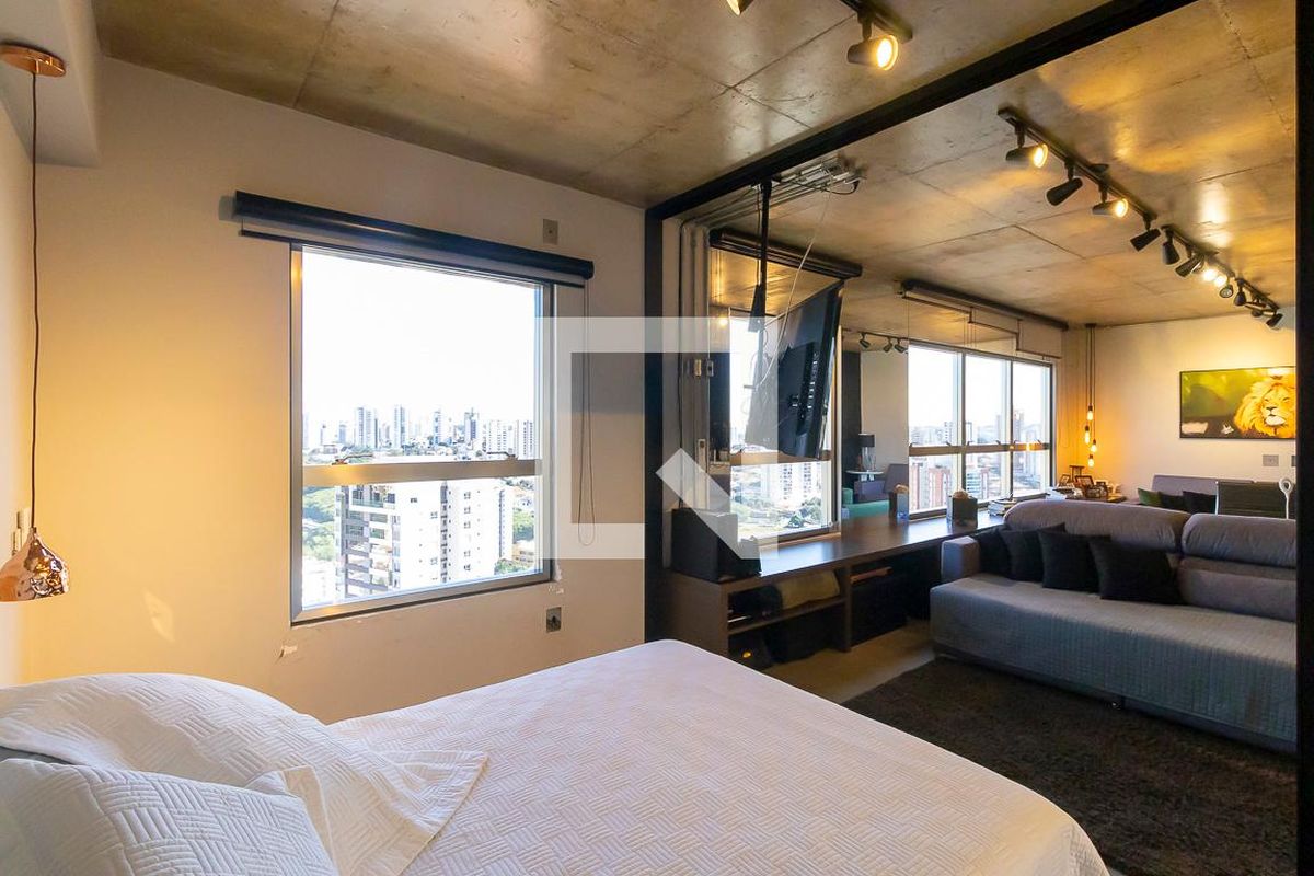 Apartamento à Venda - Cambuí, 1 Quarto,  70 m2 em , Campinas - sp | SoloBR
