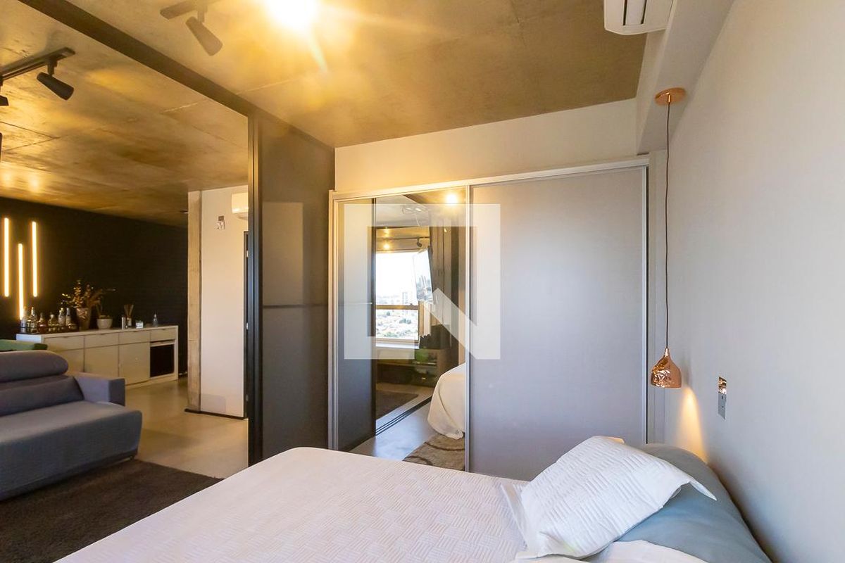 Apartamento à Venda - Cambuí, 1 Quarto,  70 m2 em , Campinas - sp | SoloBR