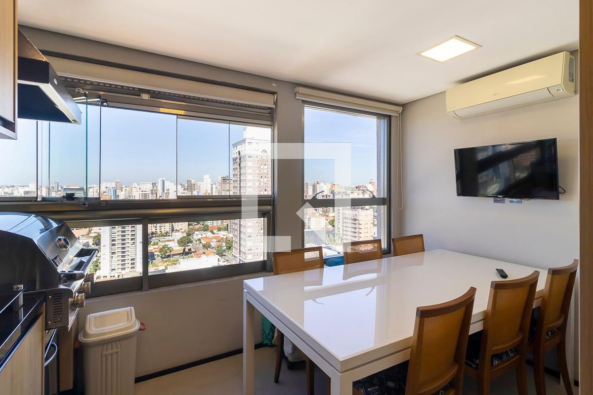 Apartamento à Venda - Cambuí, 1 Quarto,  70 m2 em , Campinas - sp | SoloBR