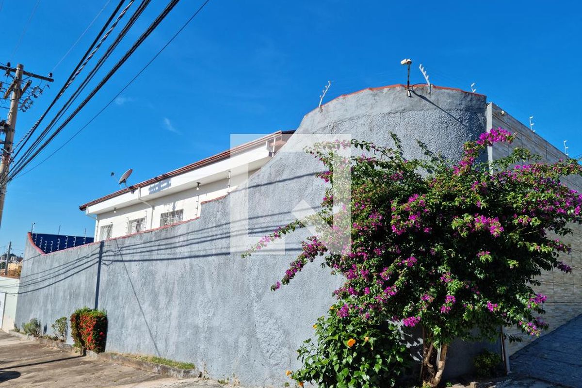 Casa à Venda - Parque Prado, 3 Quartos,  250 m2 em , Campinas - sp | SoloBR