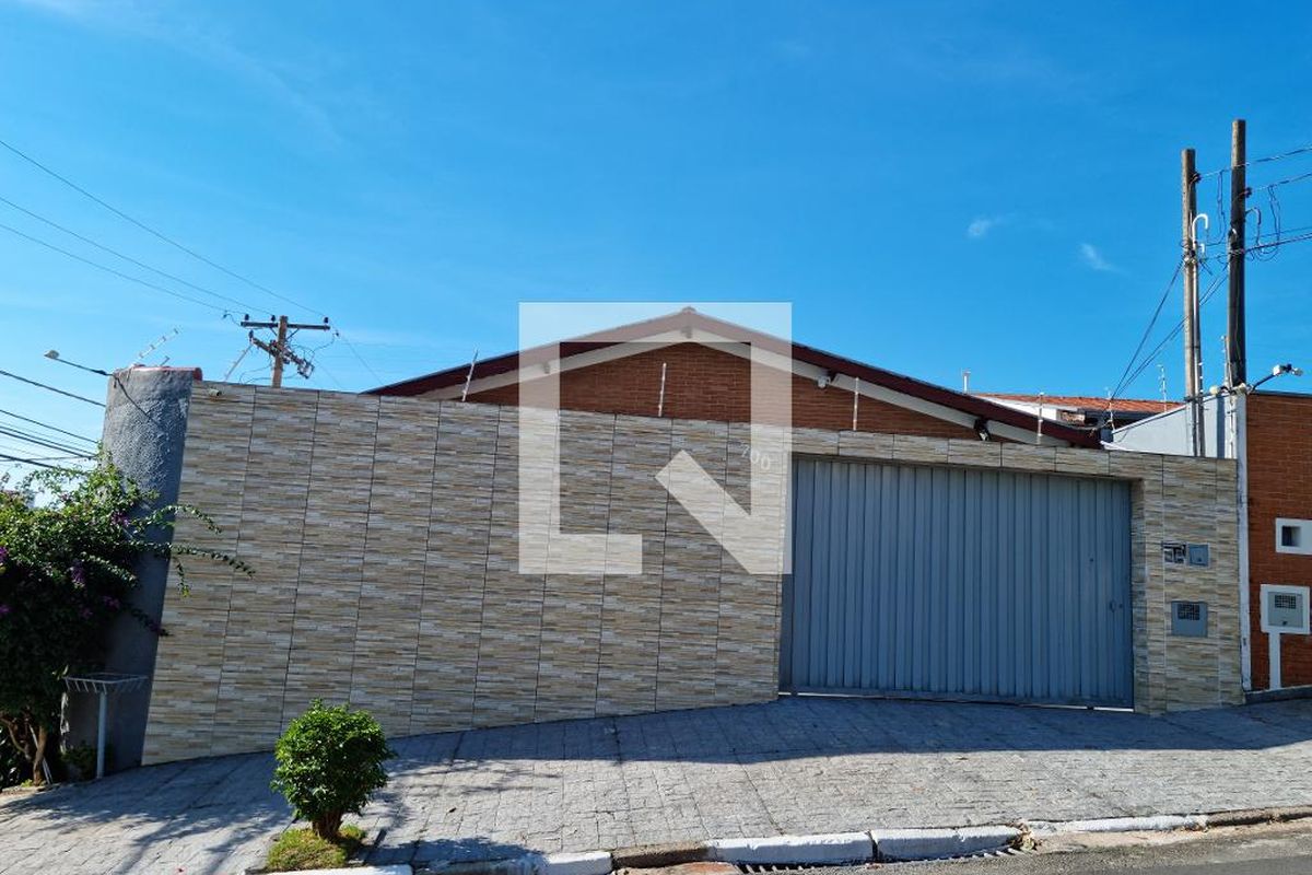 Casa à Venda - Parque Prado, 3 Quartos,  250 m2 em , Campinas - sp | SoloBR