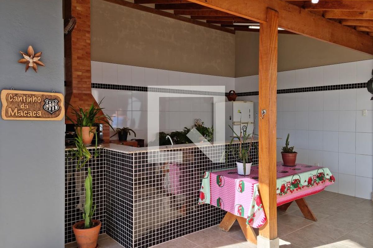 Casa à Venda - Parque Prado, 3 Quartos,  250 m2 em , Campinas - sp | SoloBR