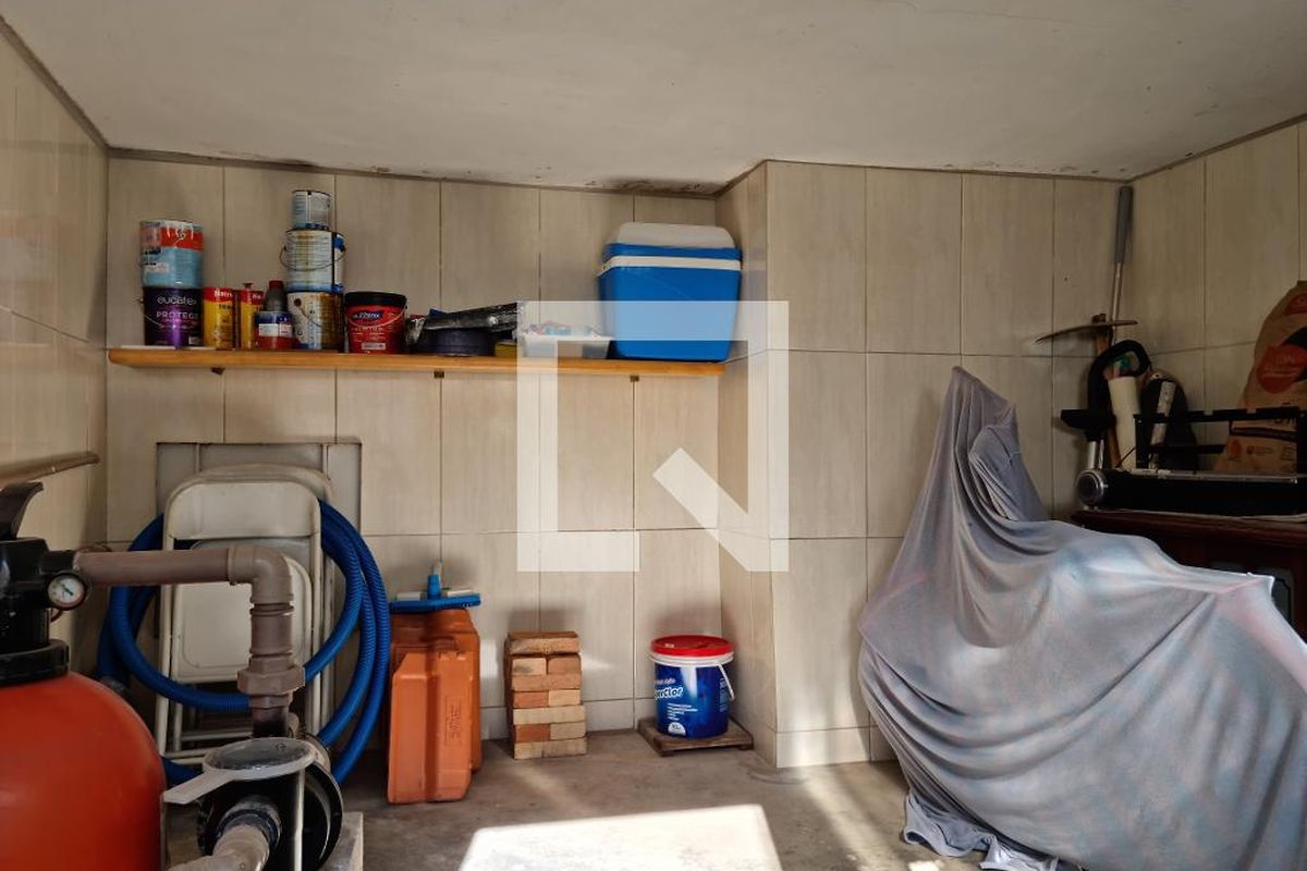Casa à Venda - Parque Prado, 3 Quartos,  250 m2 em , Campinas - sp | SoloBR