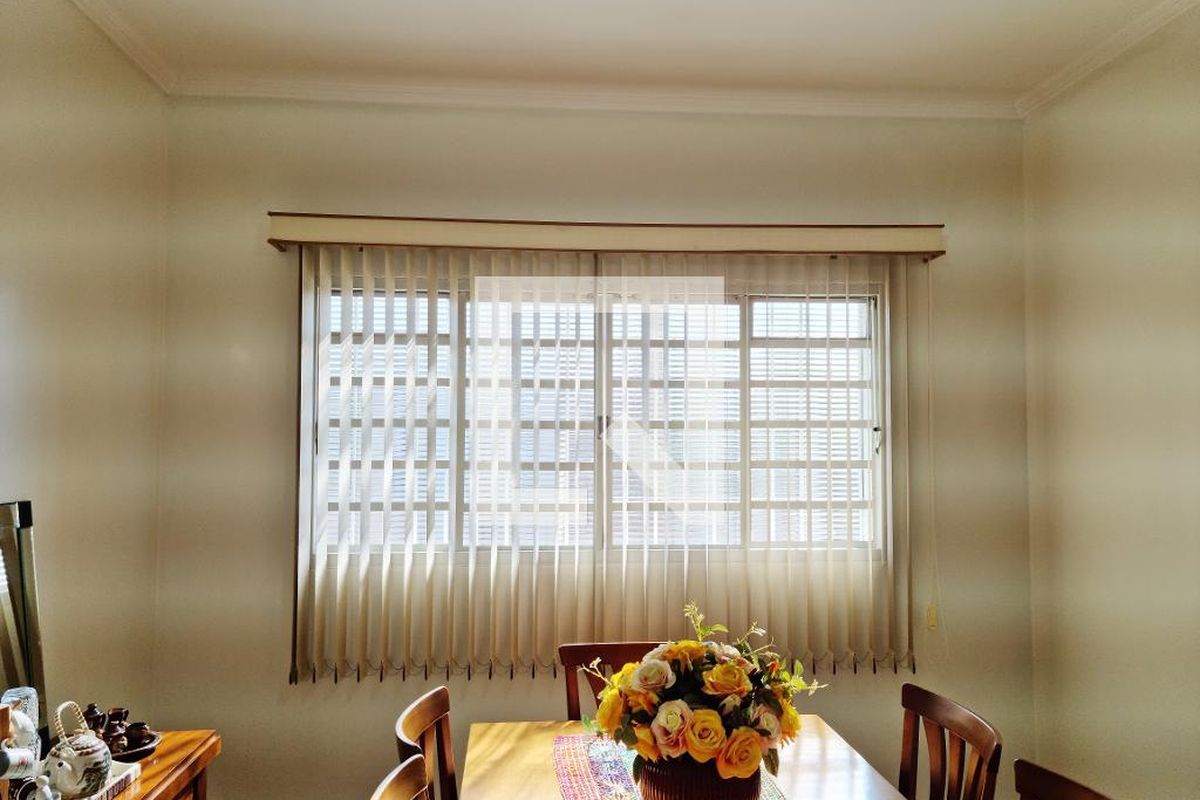 Casa à Venda - Parque Prado, 3 Quartos,  250 m2 em , Campinas - sp | SoloBR