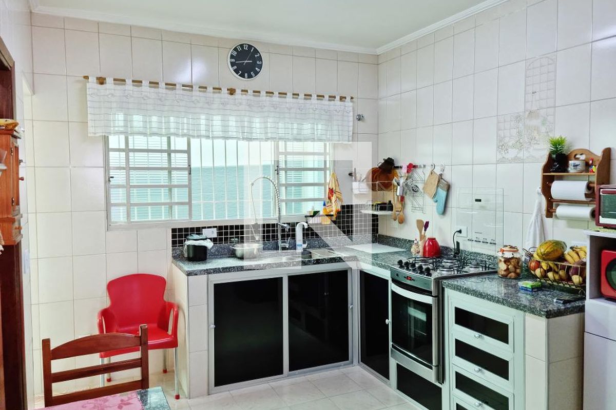 Casa à Venda - Parque Prado, 3 Quartos,  250 m2 em , Campinas - sp | SoloBR