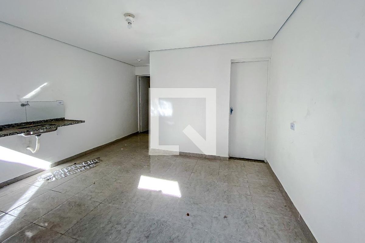 Casa, 1 quarto, 28 m² - Foto 2