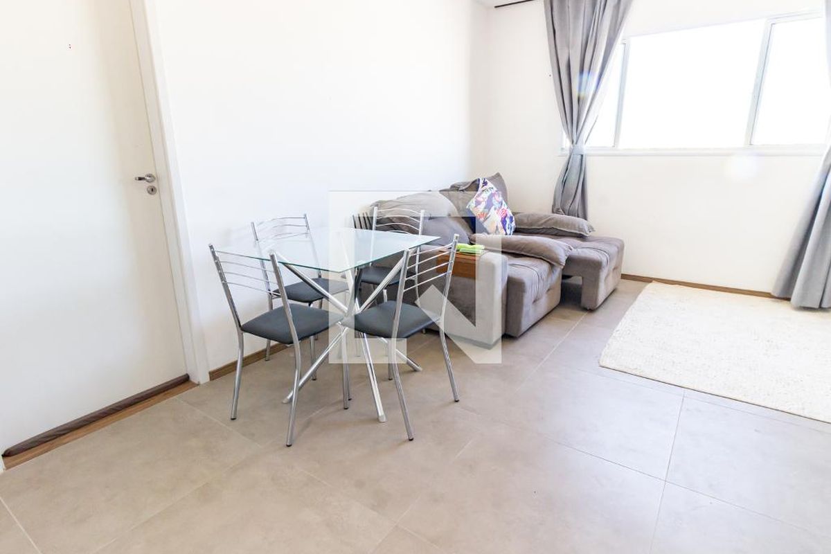 Apartamento, 1 quarto, 42 m² - Foto 2