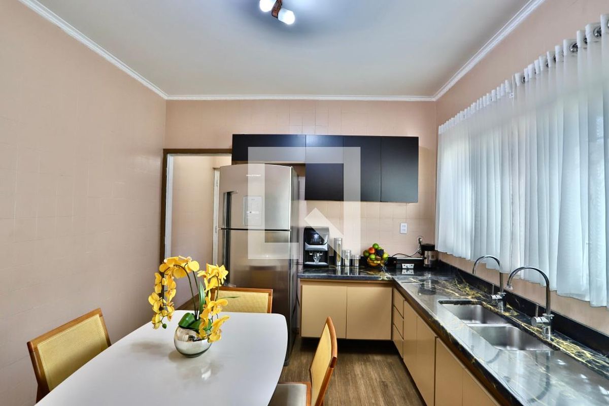 Casa, 3 quartos, 320 m² - Foto 130