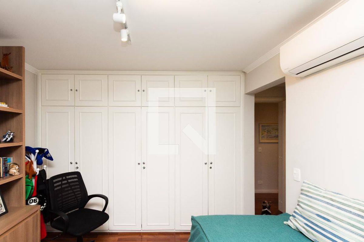 Apartamento, 4 quartos, 200 m² - Foto 31