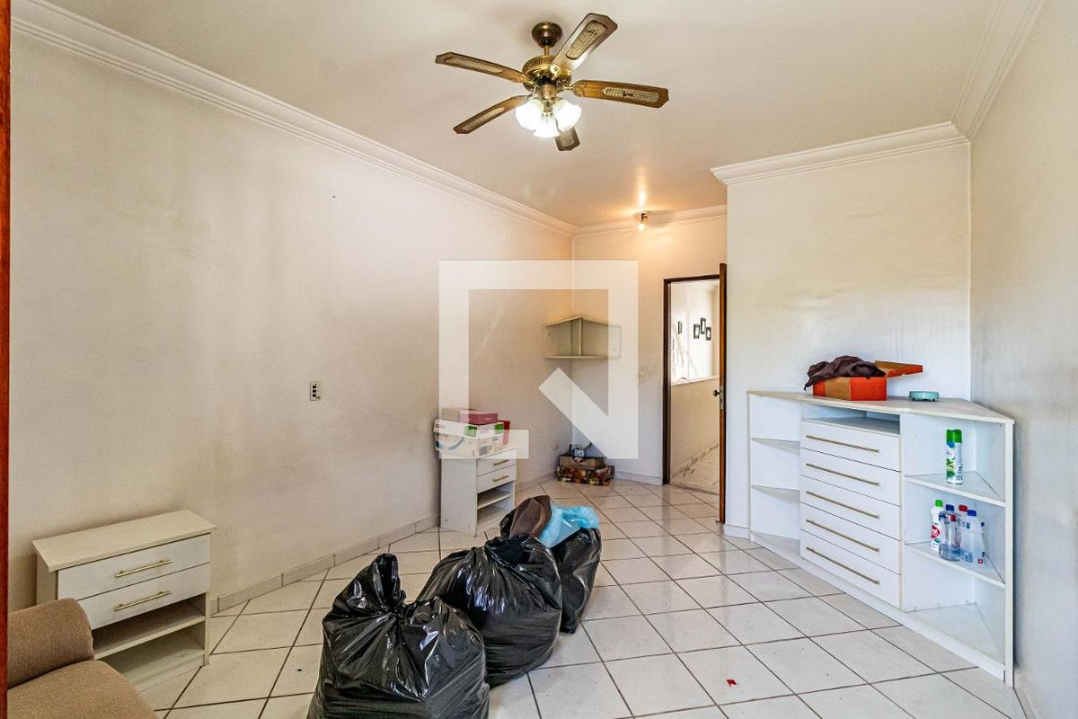 Casa, 3 quartos, 200 m² - Foto 50