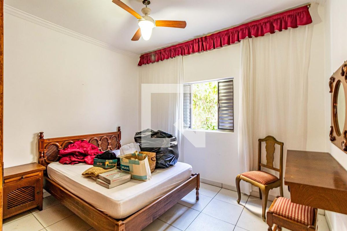 Casa, 3 quartos, 200 m² - Foto 32