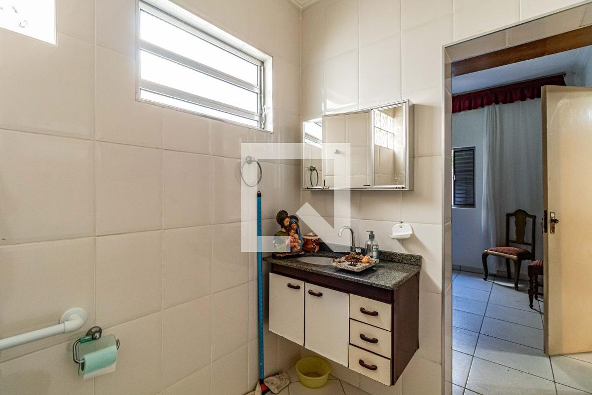 Casa, 3 quartos, 200 m² - Foto 42