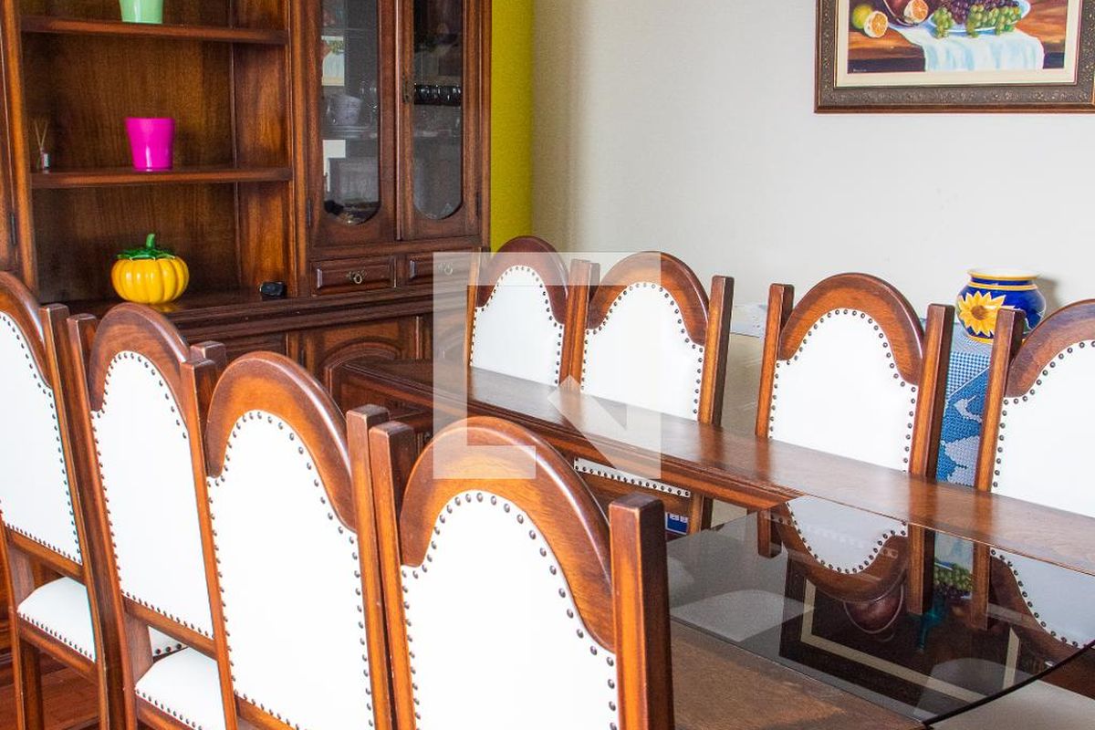 Casa à Venda - Jardim Flamboyant, 4 Quartos,  169 m2 em , Campinas - sp | SoloBR