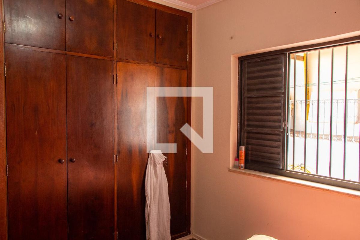 Casa à Venda - Jardim Flamboyant, 4 Quartos,  169 m2 em , Campinas - sp | SoloBR