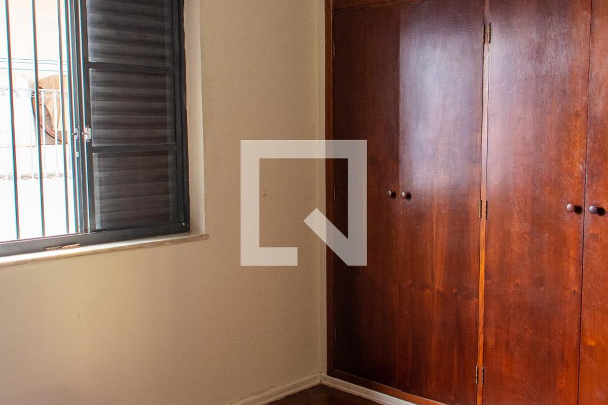 Casa à Venda - Jardim Flamboyant, 4 Quartos,  169 m2 em , Campinas - sp | SoloBR
