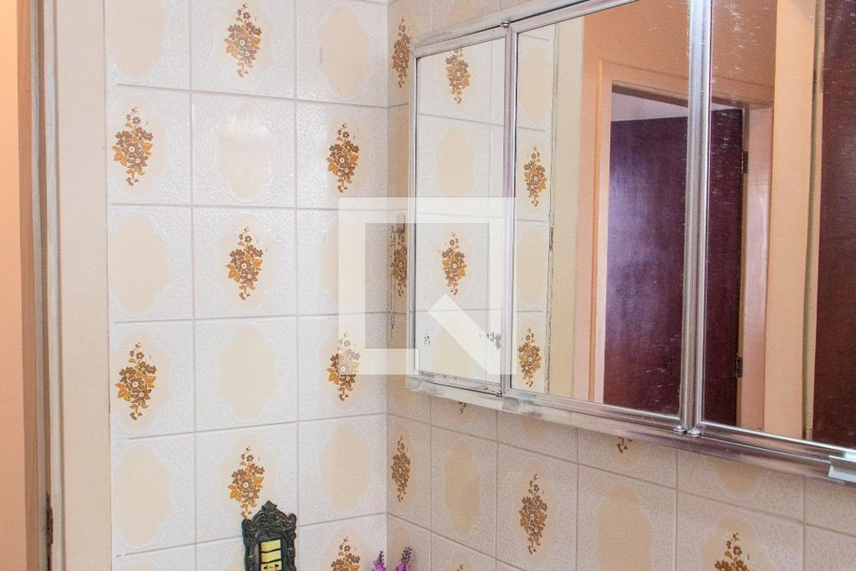 Casa à Venda - Jardim Flamboyant, 4 Quartos,  169 m2 em , Campinas - sp | SoloBR