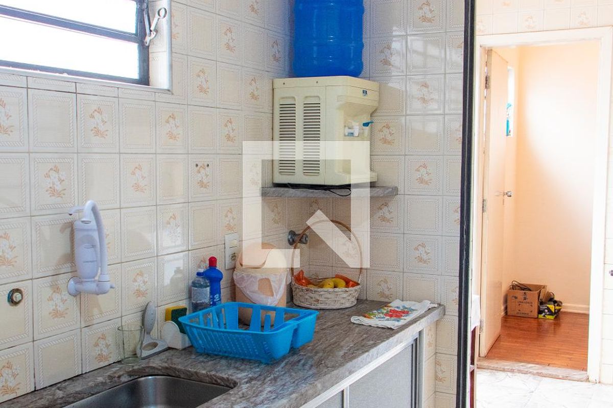 Casa à Venda - Jardim Flamboyant, 4 Quartos,  169 m2 em , Campinas - sp | SoloBR