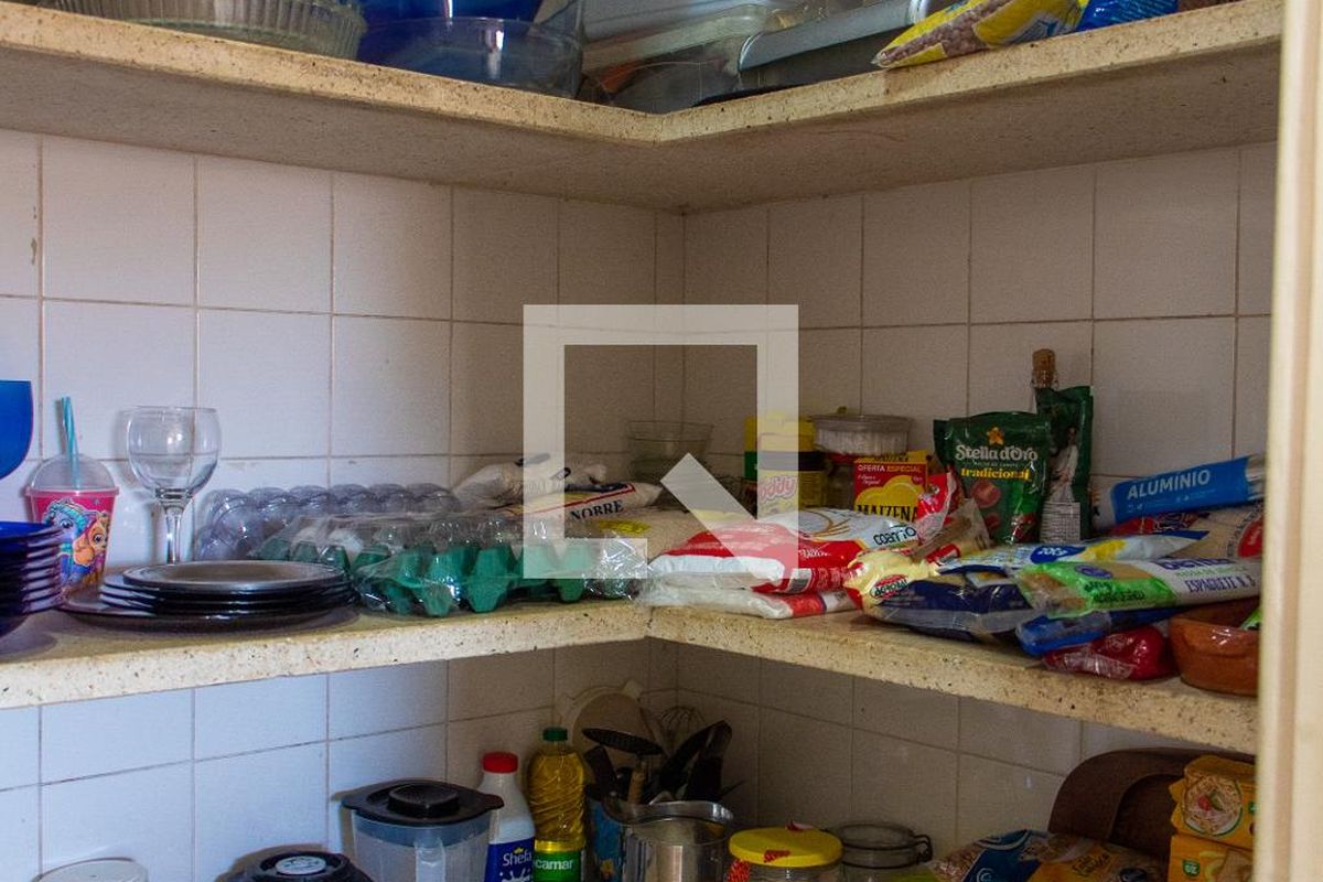 Casa à Venda - Jardim Flamboyant, 4 Quartos,  169 m2 em , Campinas - sp | SoloBR