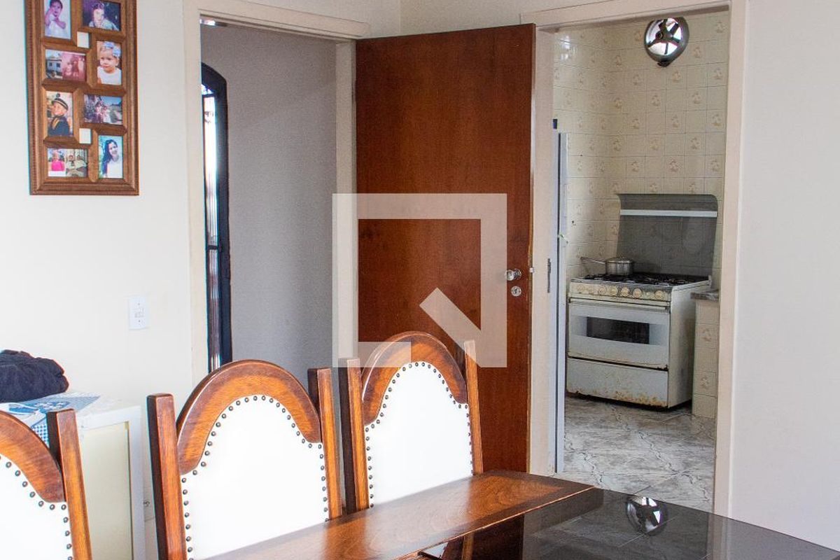 Casa à Venda - Jardim Flamboyant, 4 Quartos,  169 m2 em , Campinas - sp | SoloBR