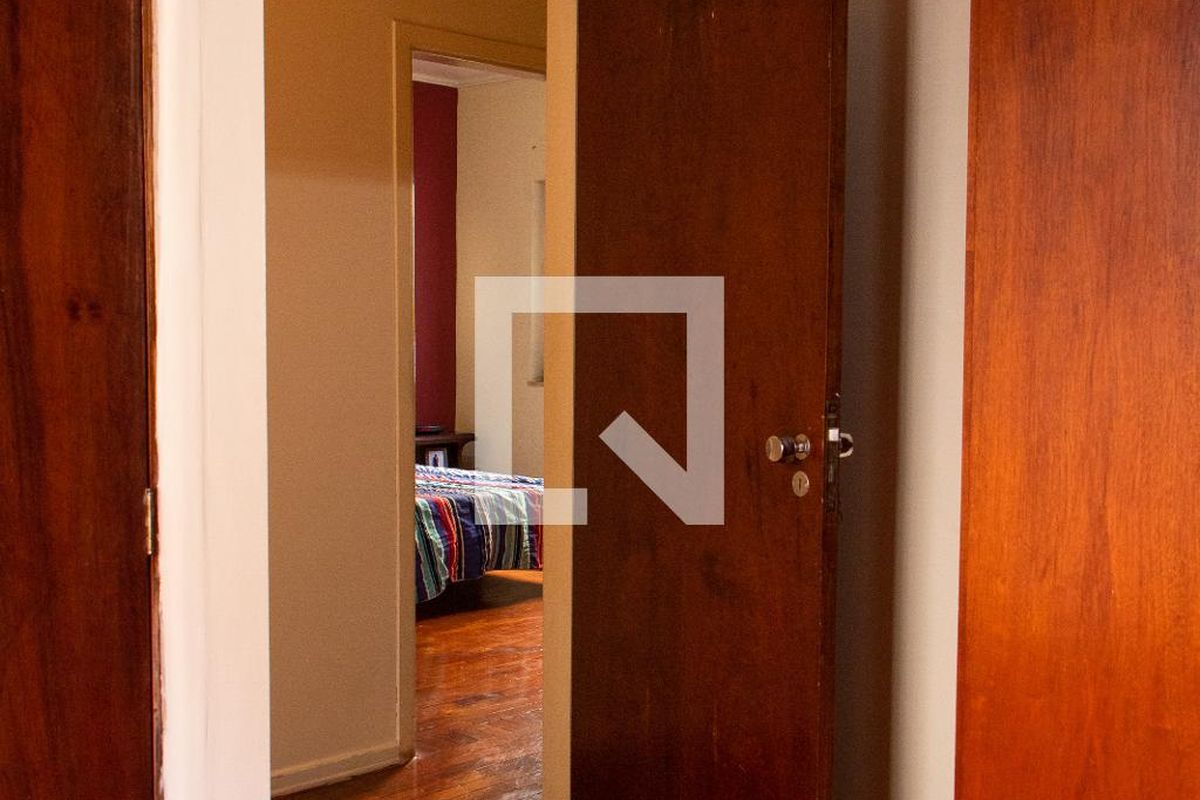 Casa à Venda - Jardim Flamboyant, 4 Quartos,  169 m2 em , Campinas - sp | SoloBR
