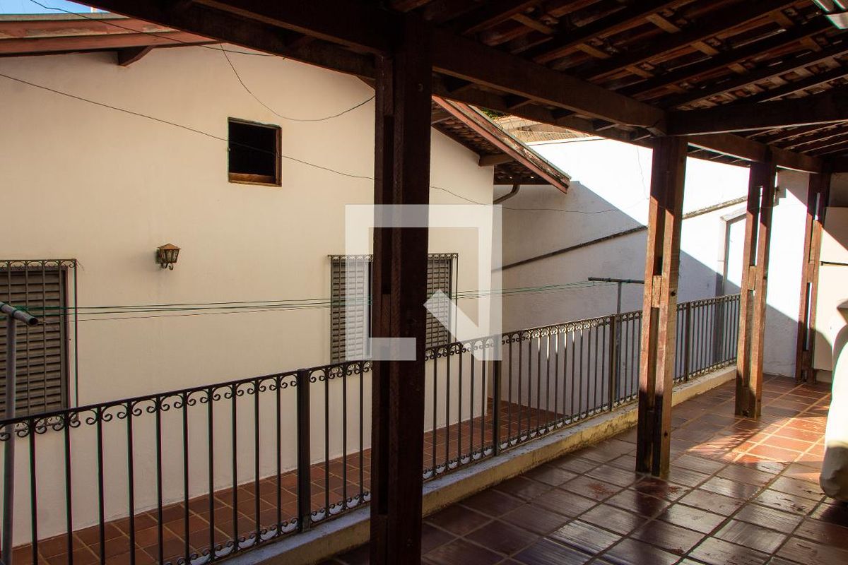 Casa à Venda - Jardim Flamboyant, 4 Quartos,  169 m2 em , Campinas - sp | SoloBR