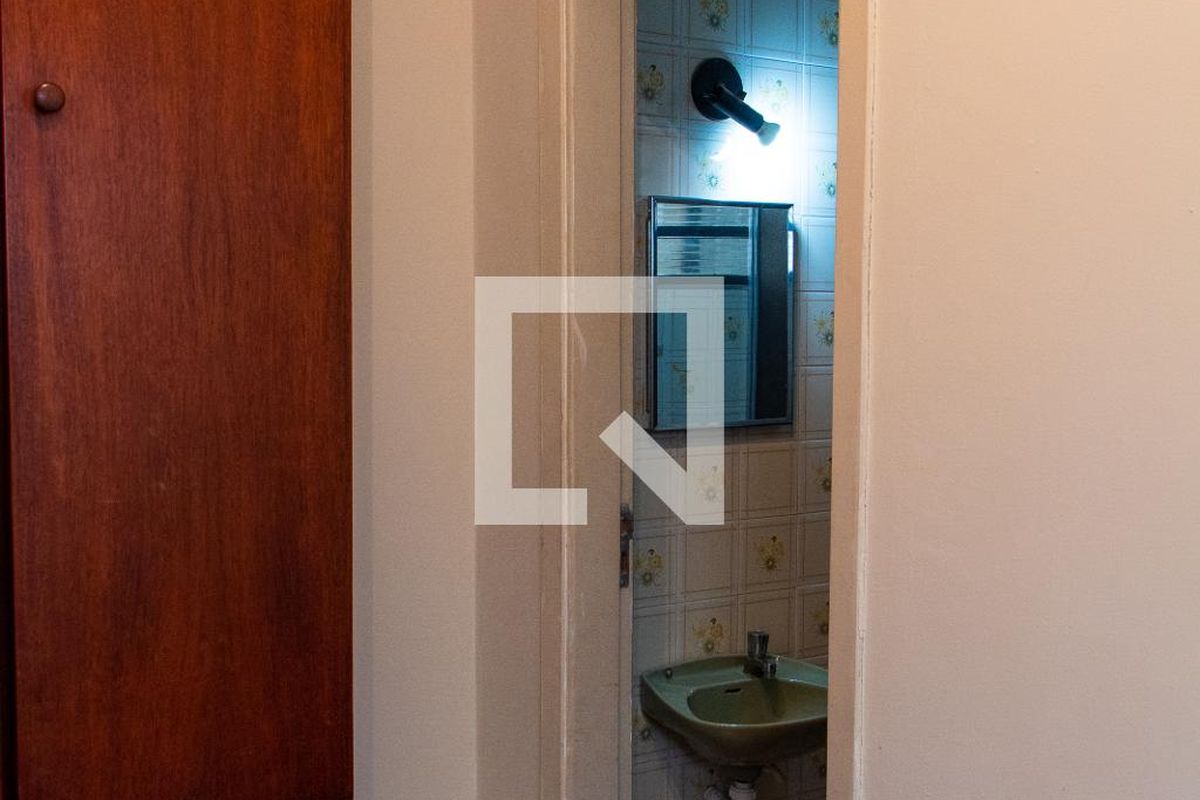 Casa à Venda - Jardim Flamboyant, 4 Quartos,  169 m2 em , Campinas - sp | SoloBR