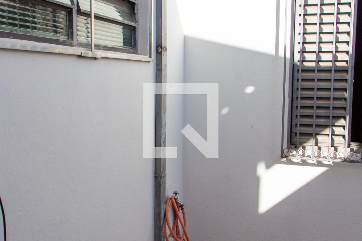 Casa à Venda - Jardim Flamboyant, 4 Quartos,  169 m2 em , Campinas - sp | SoloBR