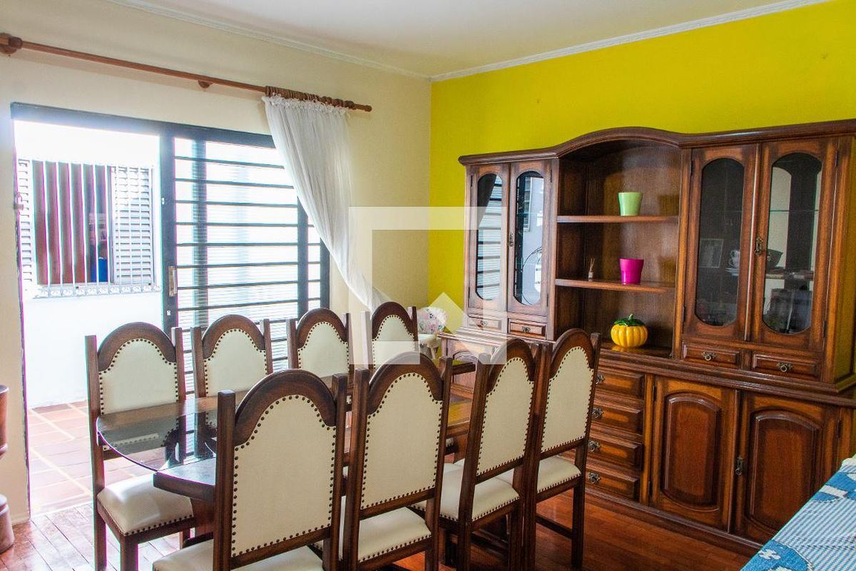 Casa à Venda - Jardim Flamboyant, 4 Quartos,  169 m2 em , Campinas - sp | SoloBR