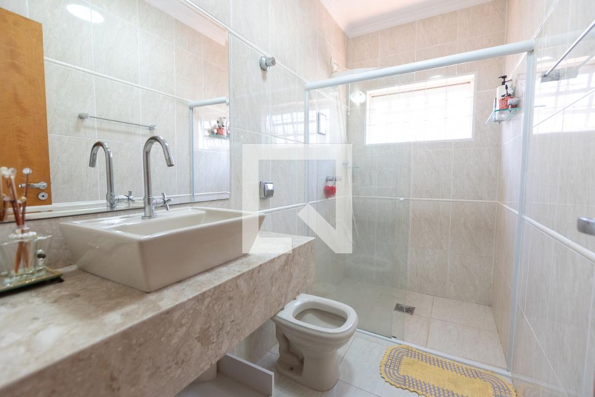 Casa à Venda - Jardim Flamboyant, 2 Quartos,  270 m2 em , Campinas - sp | SoloBR