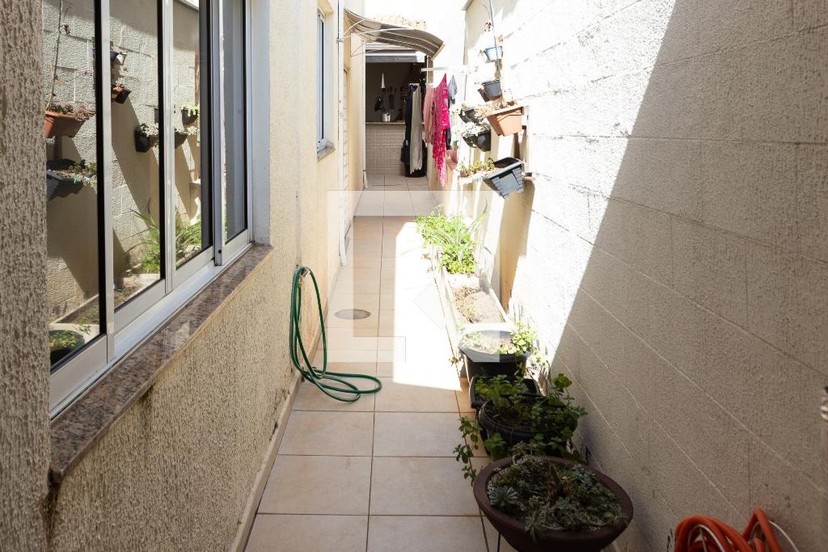 Casa à Venda - Jardim Flamboyant, 2 Quartos,  270 m2 em , Campinas - sp | SoloBR
