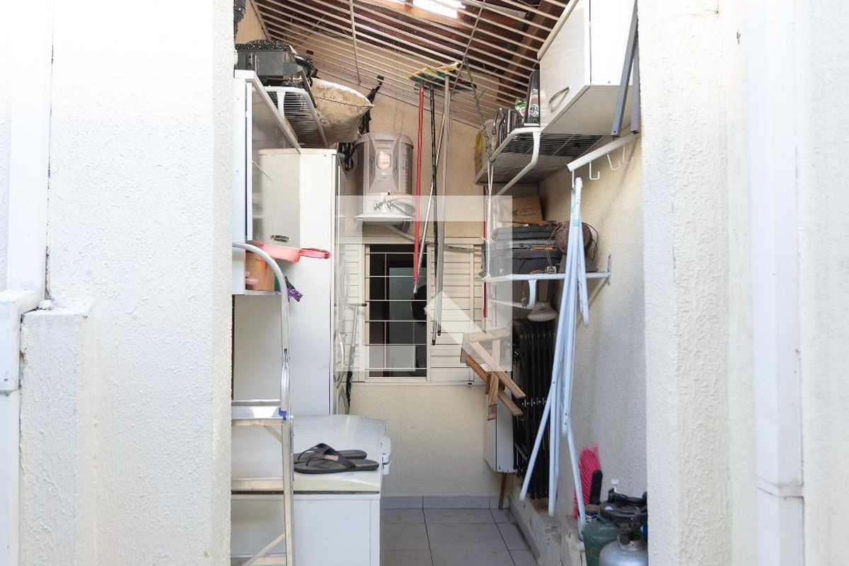 Casa à Venda - Jardim Flamboyant, 2 Quartos,  270 m2 em , Campinas - sp | SoloBR