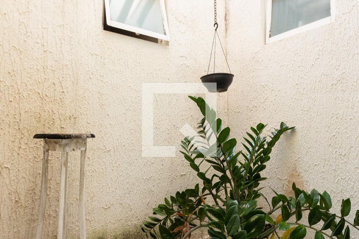 Casa à Venda - Jardim Flamboyant, 2 Quartos,  270 m2 em , Campinas - sp | SoloBR