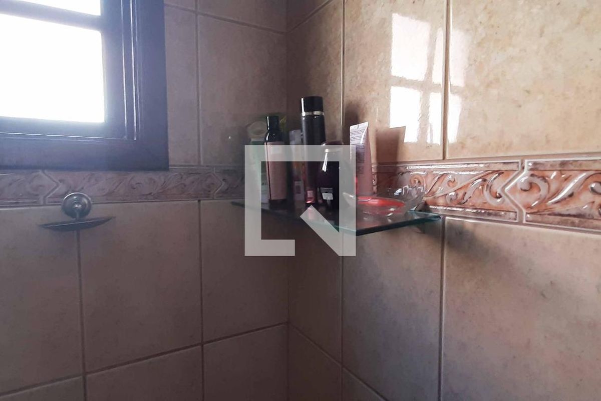 Casa, 4 quartos, 253 m² - Foto 41