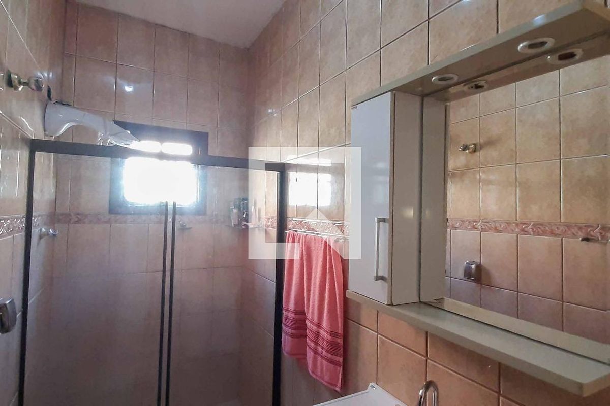 Casa, 4 quartos, 253 m² - Foto 37